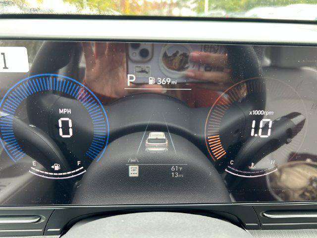 New 2027 Hyundai Kona SE AWD/4WD image 14