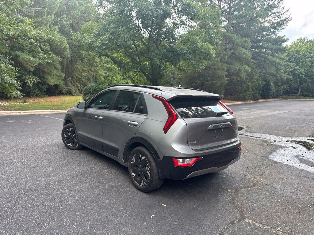 Used 2024 Kia Niro Wind FWD image 4