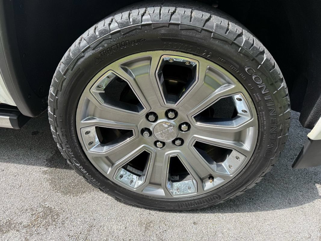 Used 2018 GMC Sierra 1500 Denali w/ Denali Ultimate Package AWD/4WD image 12