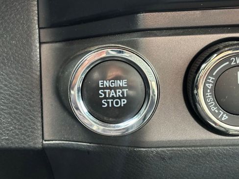 Used 2023 Toyota Tacoma TRD Off-Road image 16