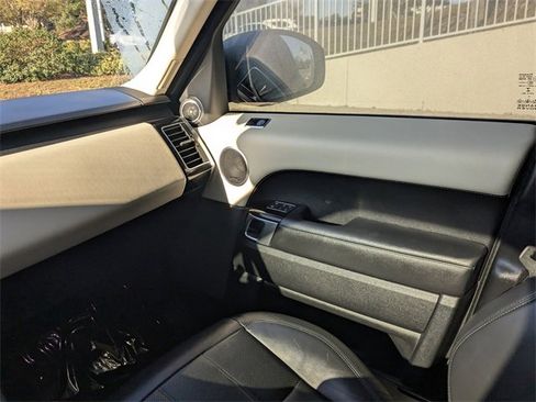 Certified 2022 Land Rover Range Rover Sport HSE Silver Edition image 14
