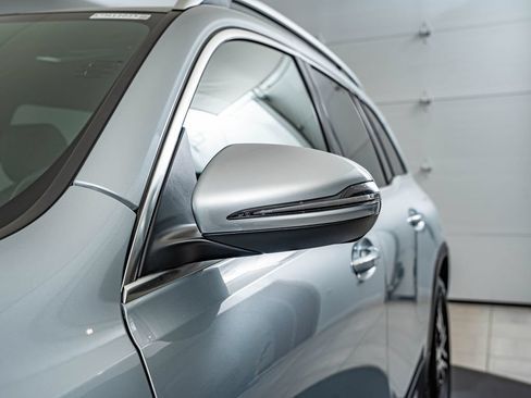 Certified 2026 Mercedes-Benz GLB 250 4MATIC image 9
