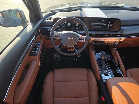 Used 2025 Kia Telluride SX Prestige X-Line image 17