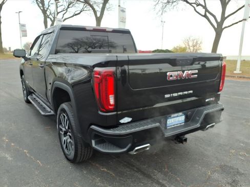 Used 2020 GMC Sierra 1500 AT4 w/ AT4 Premium Package image 5