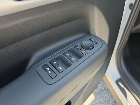 New 2026 Hyundai Santa Fe SE FWD image 17