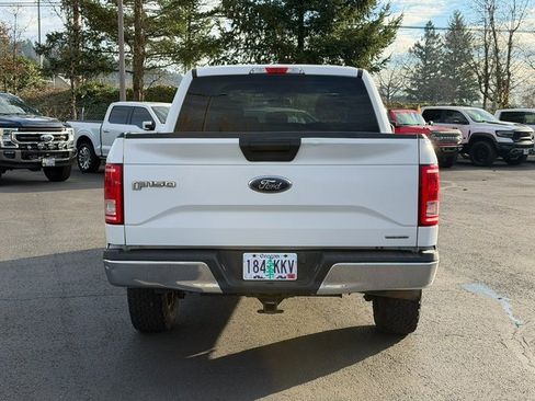 Used 2016 Ford F150 XLT image 4