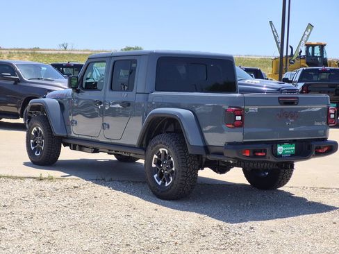 New 2026 Jeep Gladiator Rubicon AWD/4WD image 6