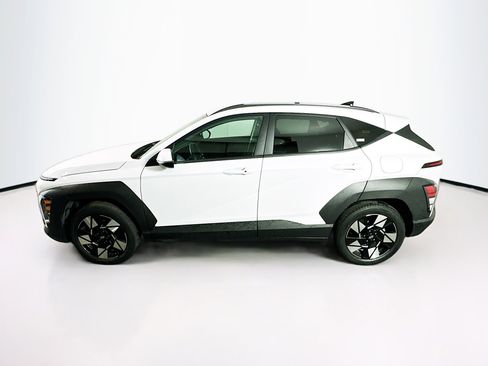 Used 2025 Hyundai Kona SEL FWD image 4