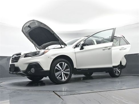 Used 2019 Subaru Outback 2.5i Limited image 46