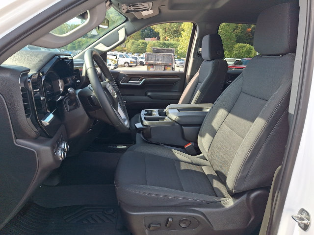 Used 2024 GMC Sierra 1500 Elevation AWD/4WD image 2