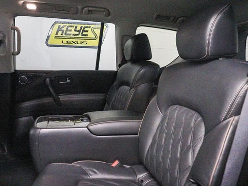 Used 2023 Nissan Armada Platinum w/ Captain's Chairs Package AWD/4WD image 19