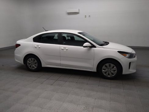 Used 2020 Kia Rio S FWD image 11