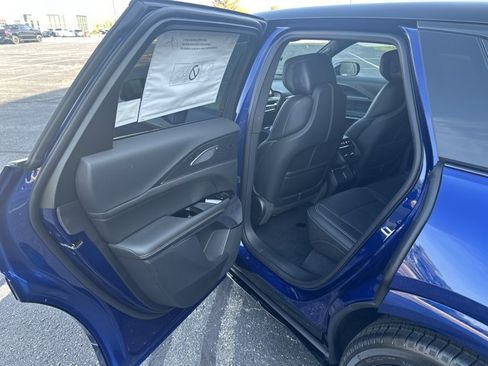 New 2026 Cadillac Lyriq V w/ LPO, Floor Liner Package image 25