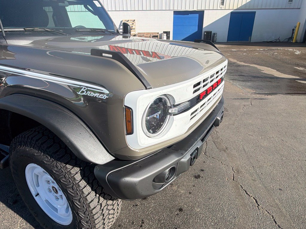 New 2026 Ford Bronco Heritage Edition AWD/4WD image 12