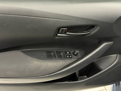 Used 2024 Toyota Corolla LE FWD image 11