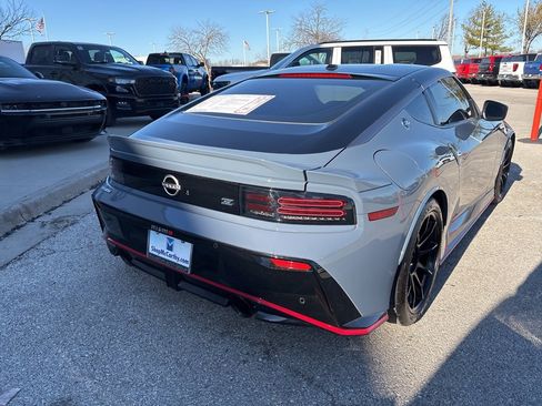 Used 2024 Nissan Z NISMO w/ Floor Mat Package image 25
