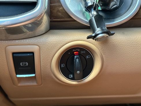 Used 2012 Porsche Cayenne image 29