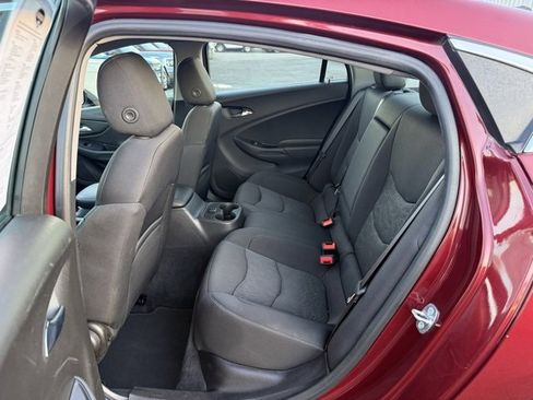 Used 2017 Chevrolet Volt LT image 16