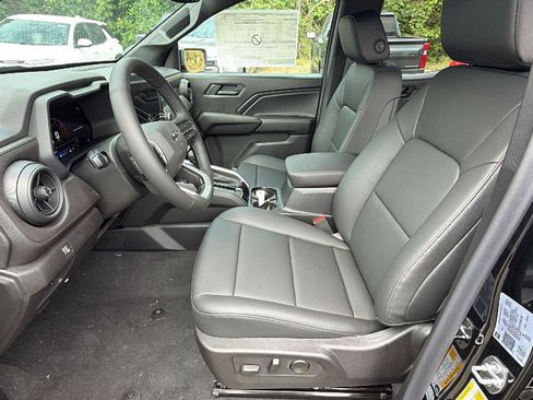 New 2026 Chevrolet Colorado Trail Boss AWD/4WD image 13