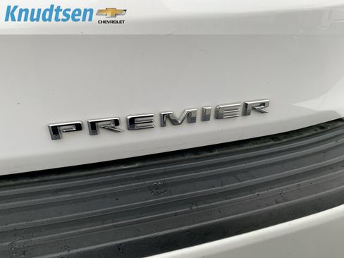 Used 2021 Chevrolet Suburban Premier w/ Texas Edition AWD/4WD image 9