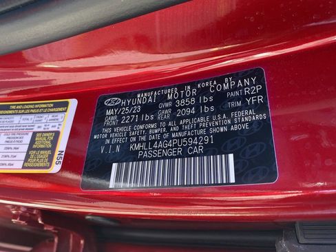 Certified 2023 Hyundai Elantra SE w/ Cargo Package image 25