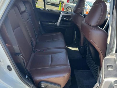 Used 2017 Toyota 4Runner Limited AWD/4WD image 28