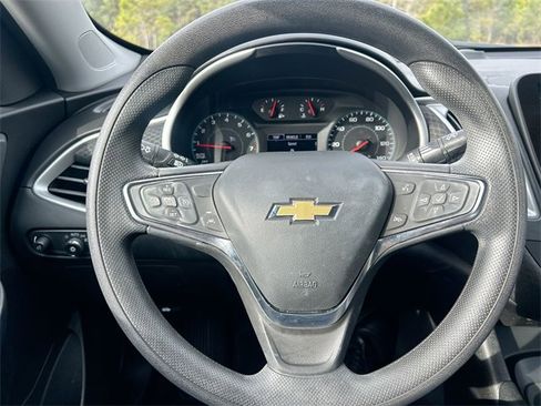 Used 2024 Chevrolet Malibu LS image 17