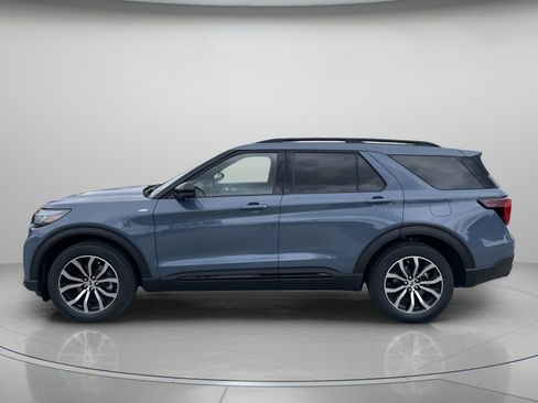 New 2026 Ford Explorer ST-Line w/ Premium Package RWD image 6