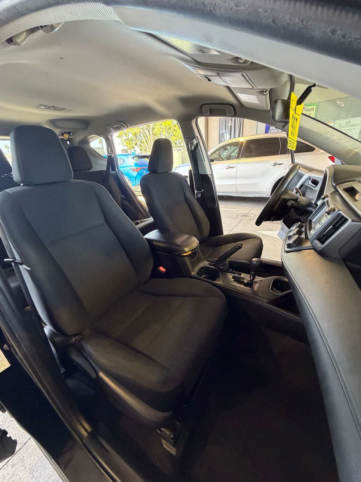Used 2016 Toyota RAV4 LE FWD image 12