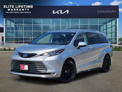 Used 2024 Toyota Sienna Platinum