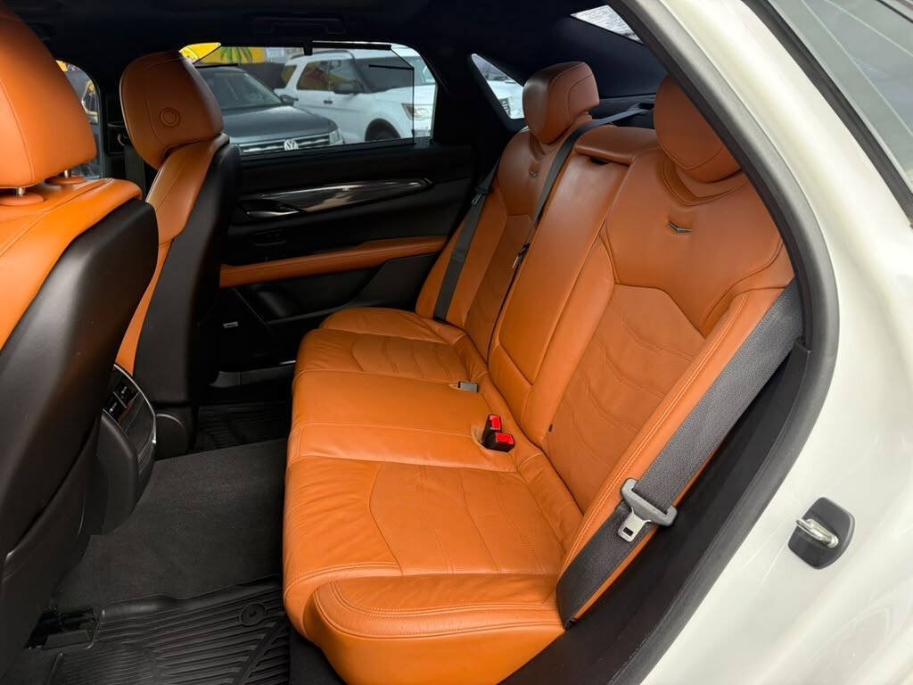 Used 2018 Cadillac CT6 Luxury RWD image 19