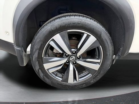 Used 2021 Nissan Rogue Platinum AWD/4WD image 16
