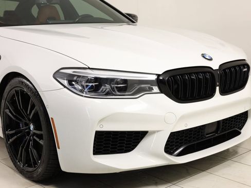 Used 2019 BMW M5 w/ Executive Package image 37