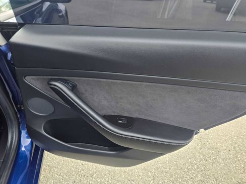 Used 2021 Tesla Model 3 Long Range image 13