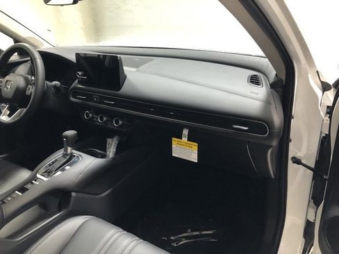 New 2026 Honda HR-V EX-L image 13