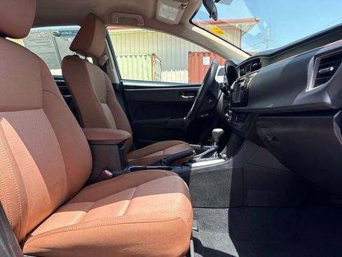 Used 2015 Toyota Corolla LE FWD image 13