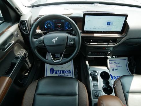 Used 2025 Ford Bronco Sport Outer Banks w/ Outer Banks Tech Package+ AWD/4WD image 9