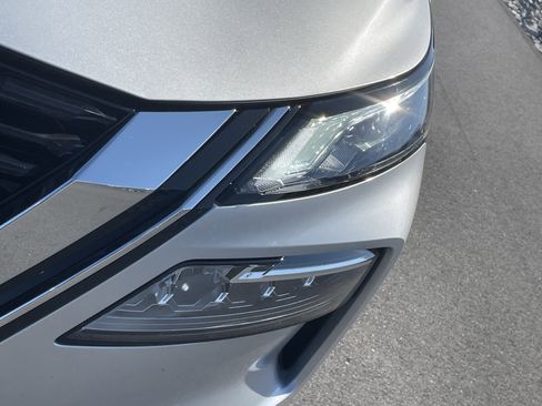 Used 2023 Nissan Rogue SV w/ SV Premium B Package AWD/4WD image 10