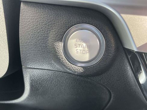 Used 2023 Kia Telluride EX w/ EX Captain's Chair Package FWD image 22