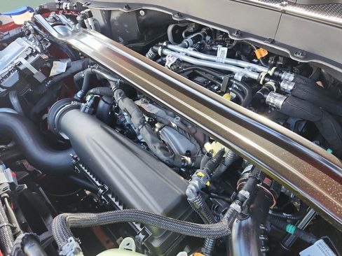 Used 2026 Ford Explorer Platinum w/ LUX Leather Package image 14