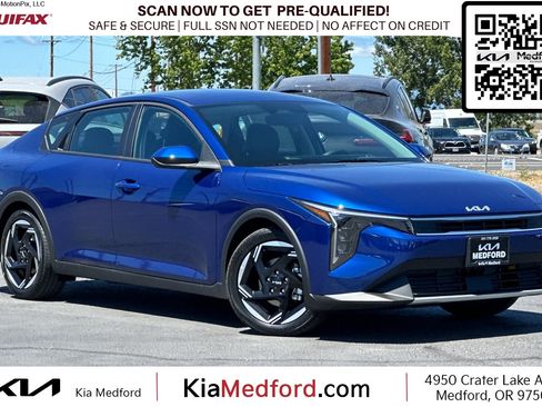 New 2026 Kia K4 EX FWD image 1