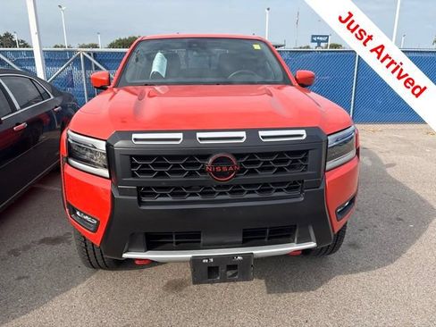 Used 2025 Nissan Frontier PRO-4X AWD/4WD image 5
