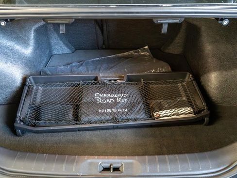 Certified 2025 Nissan Altima 2.5 SR image 10