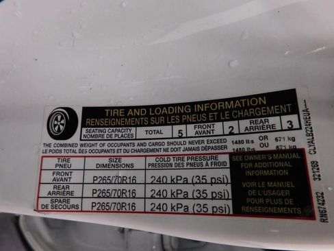 Used 2024 Nissan Frontier SV image 38