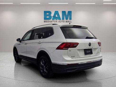 Used 2023 Volkswagen Tiguan SE image 5