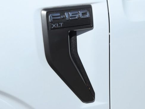 Used 2022 Ford F150 XLT w/ Equipment Group 302A High AWD/4WD image 50