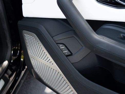 Used 2023 Lamborghini Urus S AWD/4WD image 67