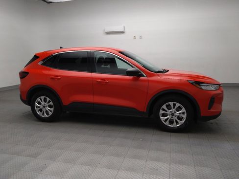 Used 2024 Ford Escape Active image 11