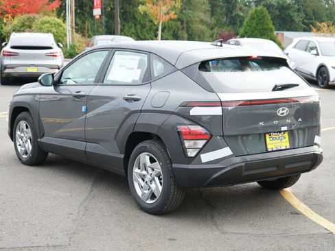 Used 2026 Hyundai Kona SE FWD image 7