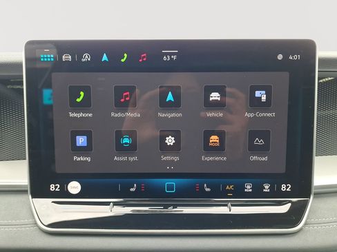 New 2025 Volkswagen Tiguan SE R-Line image 23